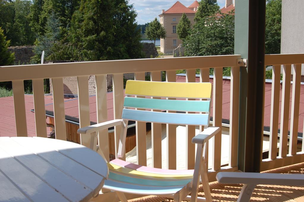 Schloss-Und Seeblick Apartment Rheinsberg Exterior photo